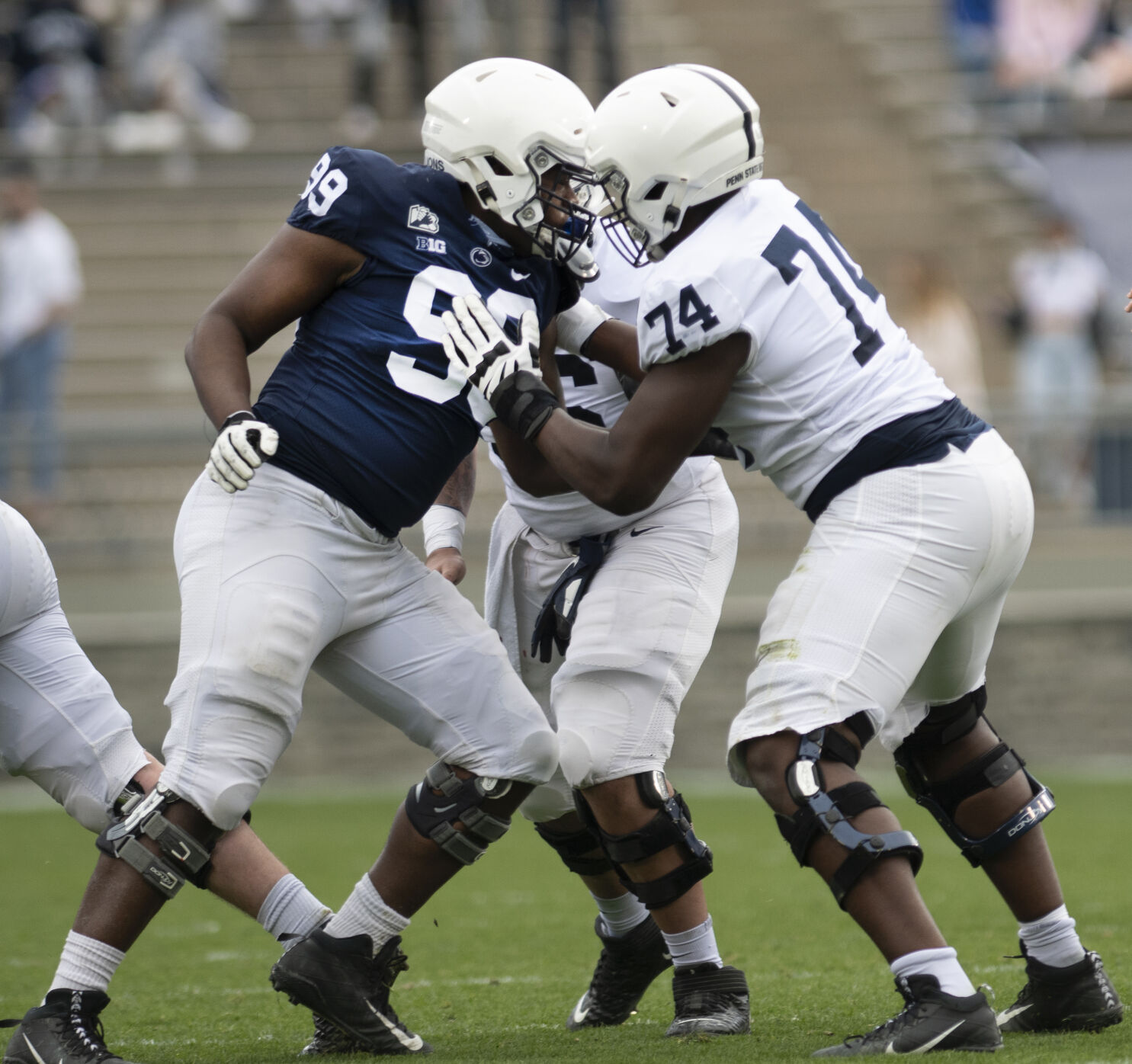 Penn State football spring practice, Izzard (99) and Fashanu (74)